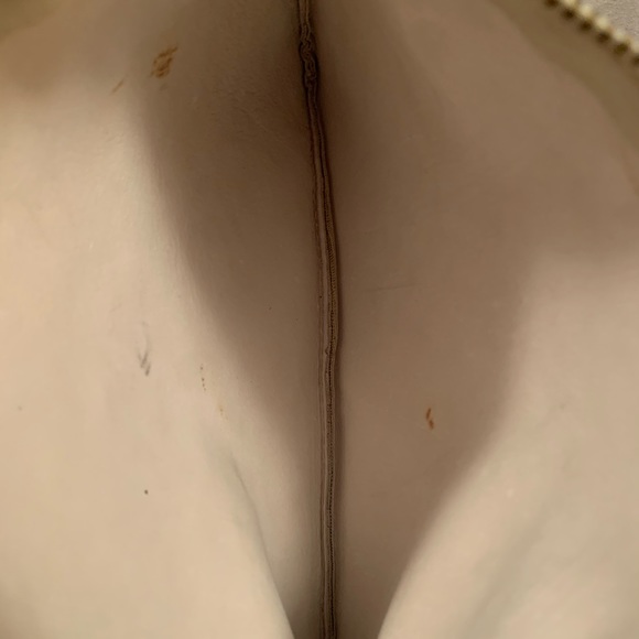 gold foiled leather DKNY zipper bag - Picture 4 of 4